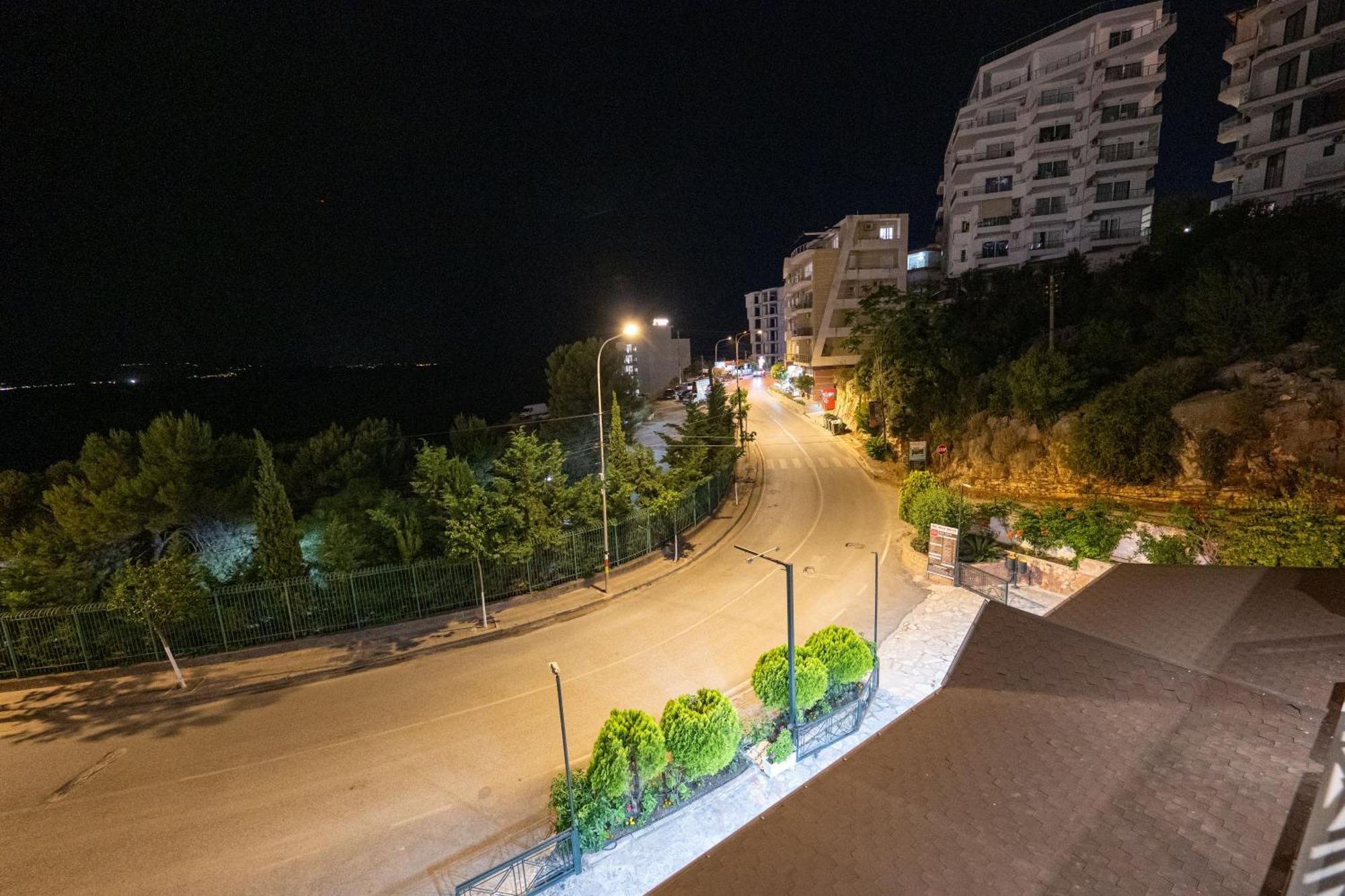 Sunkised Hotel Sarandë Exterior foto